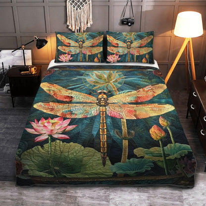 Emerald Flutter 3-Piece Quilted Bedding Set