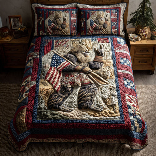 American Bigfoot 3-Piece Quilted Bedding Set