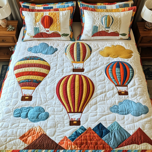 Balloon Breeze 3-Piece Quilted Bedding Set