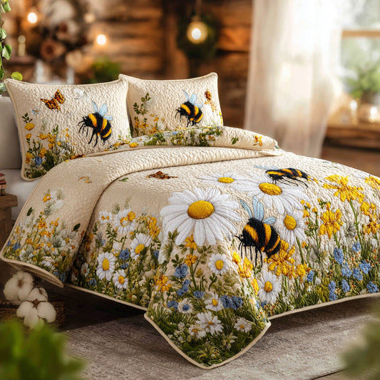 Bumblebee Daisy Meadow 3-Piece Quilted Bedding Set