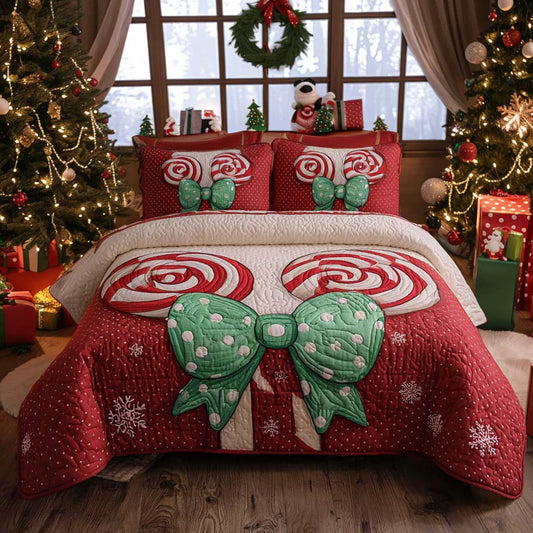 Candy Cane Bow 3-Piece Quilted Bedding Set
