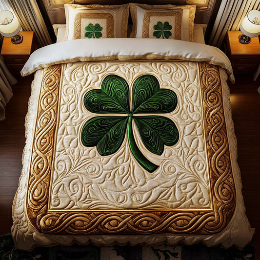 Clover Elegance 3-Piece Quilted Bedding Set