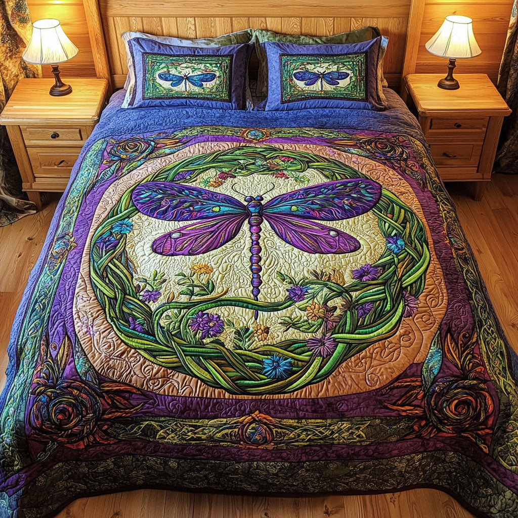 Dragonfly Knotwork 3-Piece Quilted Bedding Set