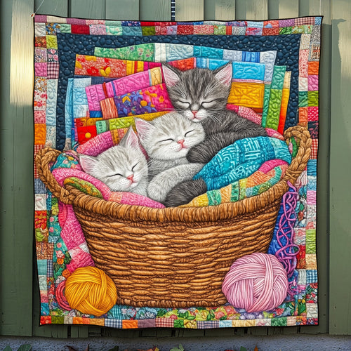 Dreamy Kitten Quilted Blanket