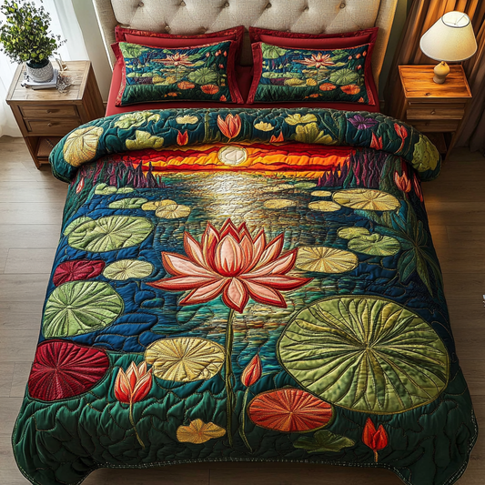 Elegant Waters 3-Piece Quilted Bedding Set