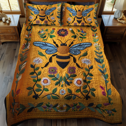 Golden Bumblebee Art 3-Piece Quilted Bedding Set