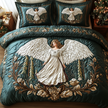 Golden Tidings 3-Piece Quilted Bedding Set