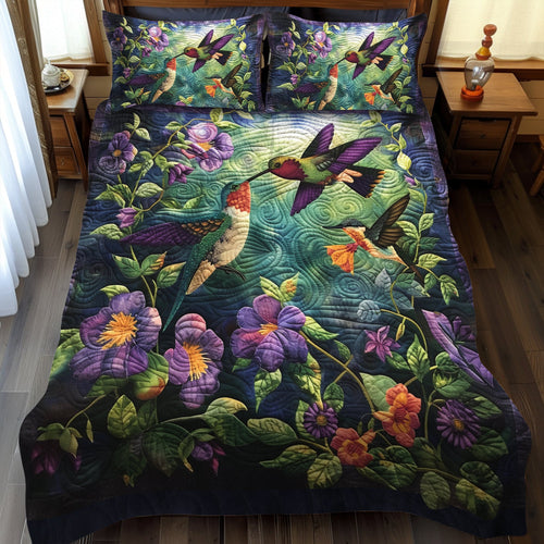 Hummingbird Kiss 3-Piece Quilted Bedding Set