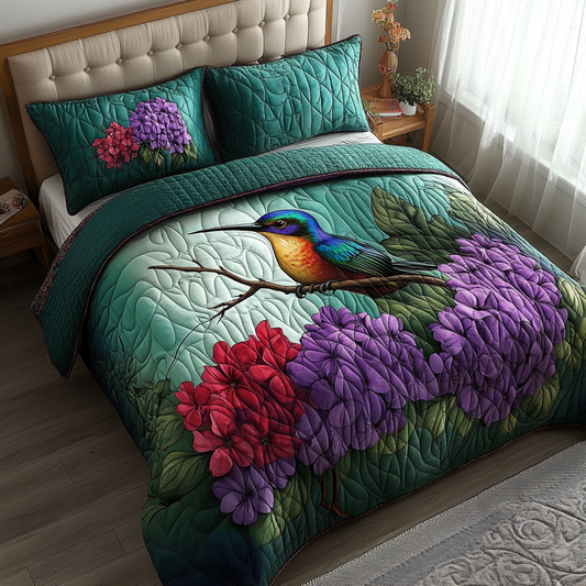 Hummingbird Lace 3-Piece Quilted Bedding Set