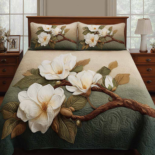 Magnolia Majesty 3-Piece Quilted Bedding Set