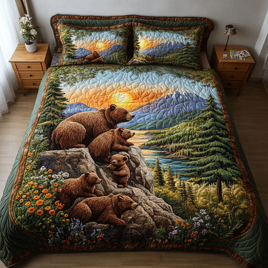 Mountain Family 3-Piece Quilted Bedding Set