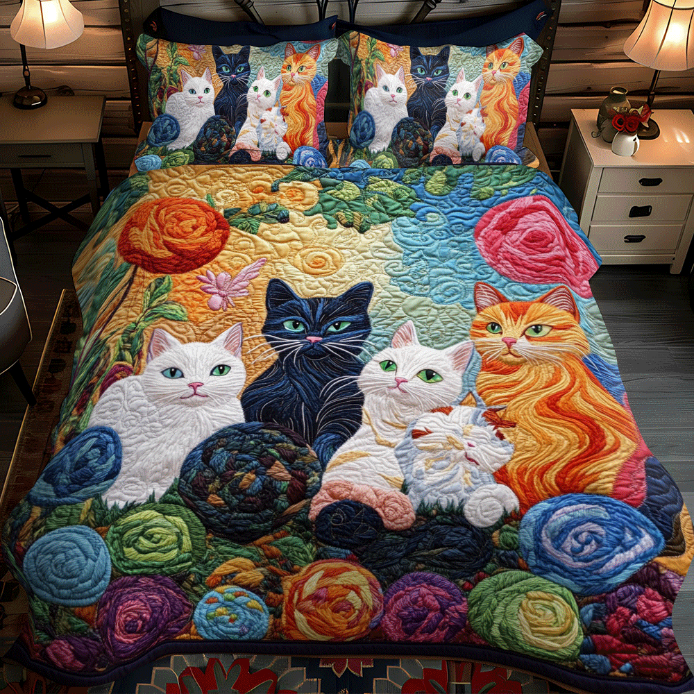 Playful Cats And Yarn 3-Piece Quilted Bedding Set