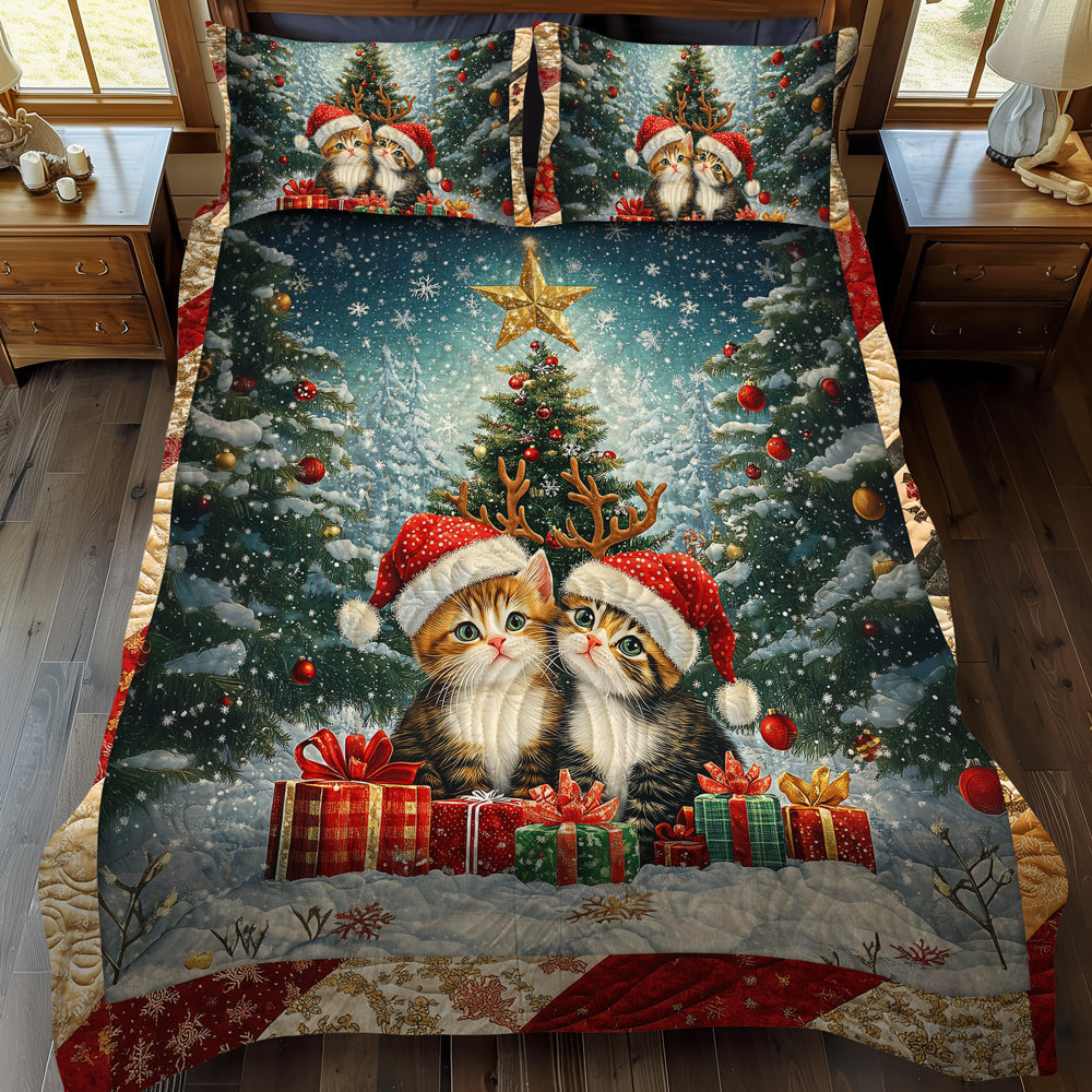 Purrfect Christmas Cats 3-Piece Quilted Bedding Set