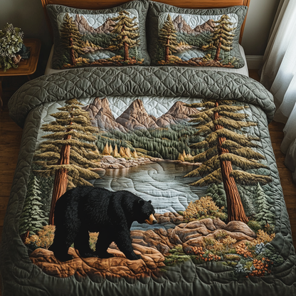 Yosemite Black Bear 3-Piece Quilted Bedding Set